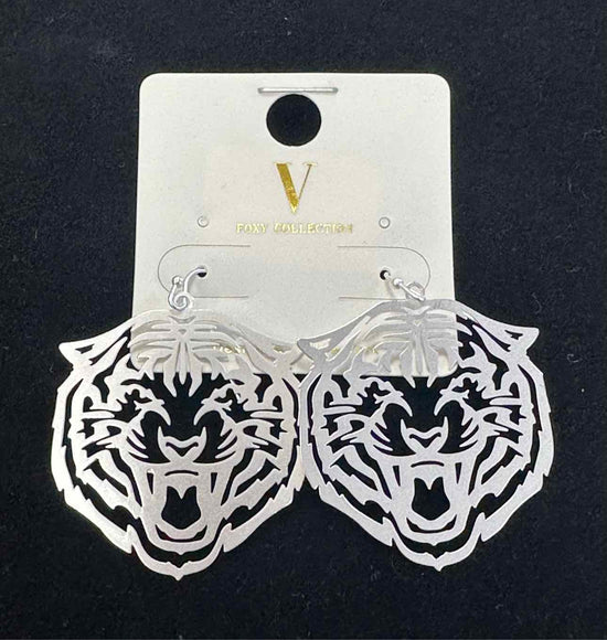 V foxy collection Earrings