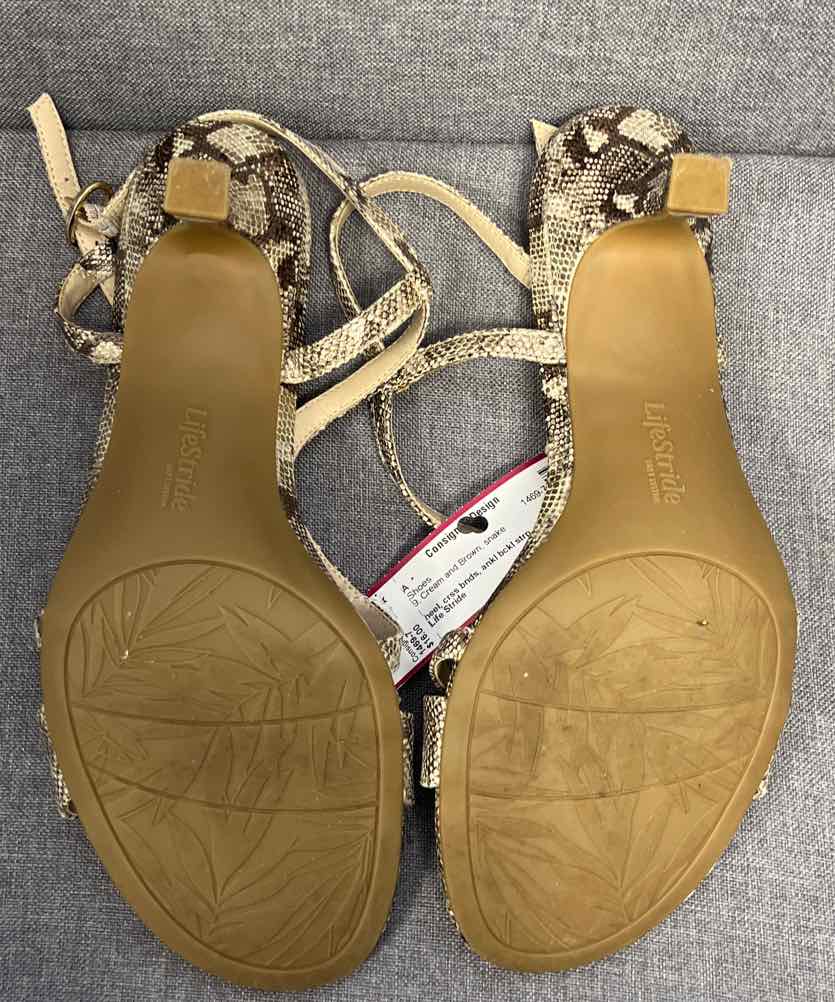 9 Life Stride Shoes