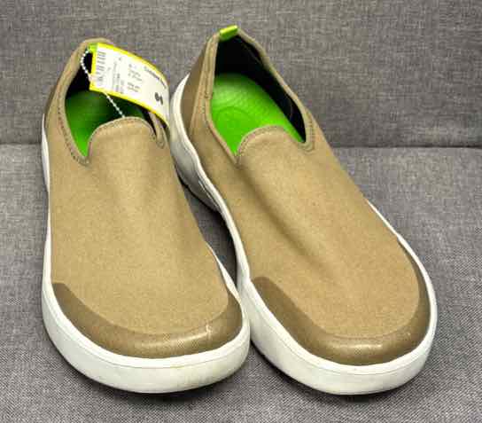 8 oofos Shoes