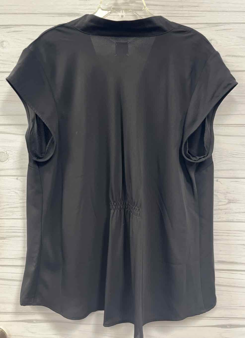 Size 2X NIC + ZOE Shirt