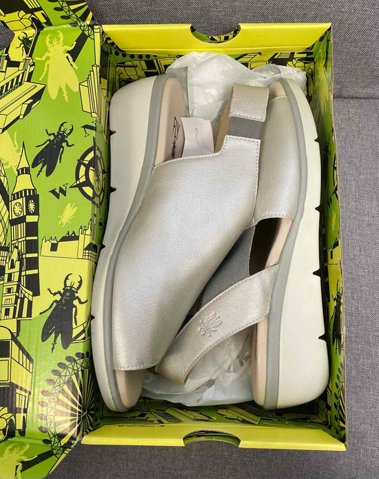 41 Fly London Sandals