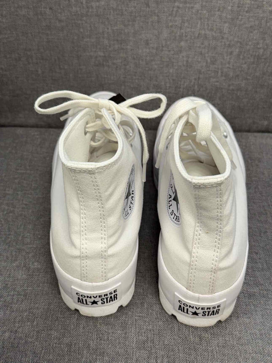 8 Converse Sneakers