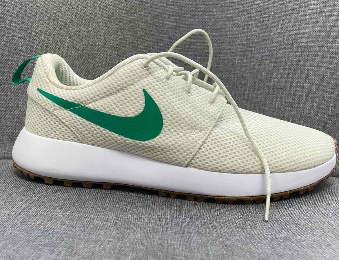 10 Nike Sneakers