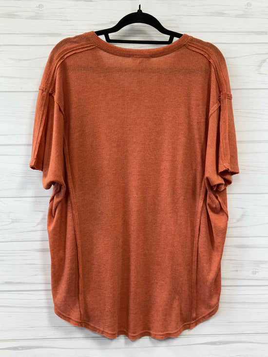 Size S easel Shirt