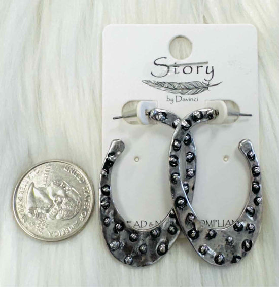 Story Earrings
