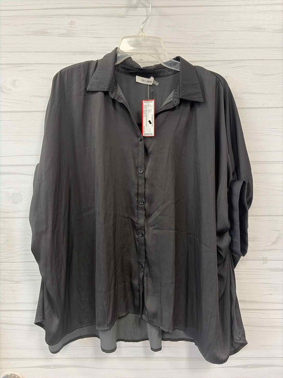 Size S day + moon Shirt