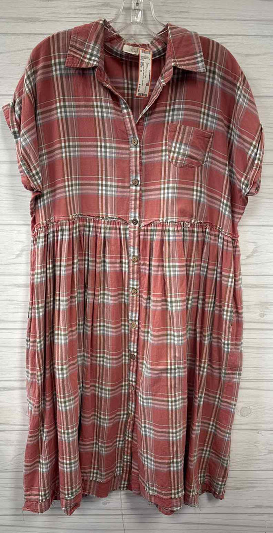 Size M easel Dress