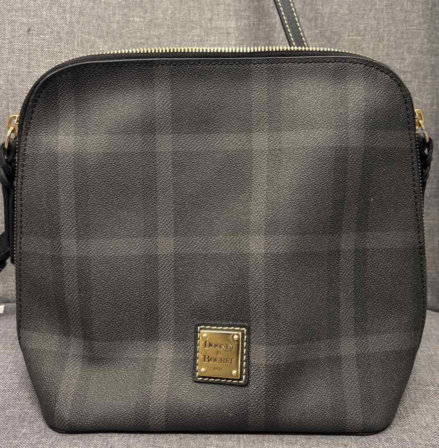 Dooney & Bourke Purse