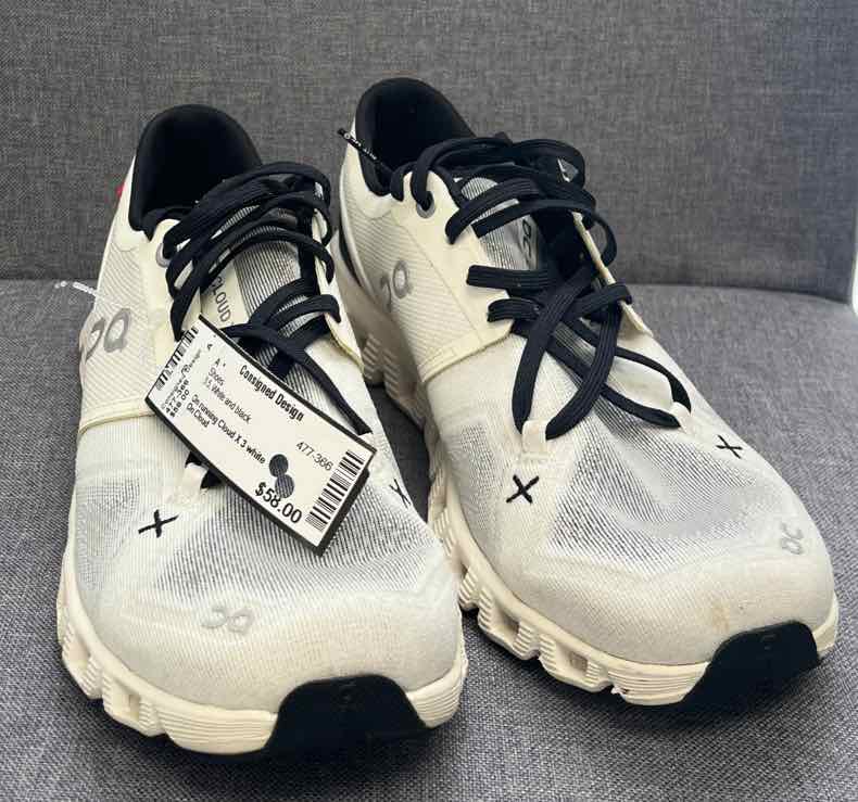8.5 On Cloud Shoes
