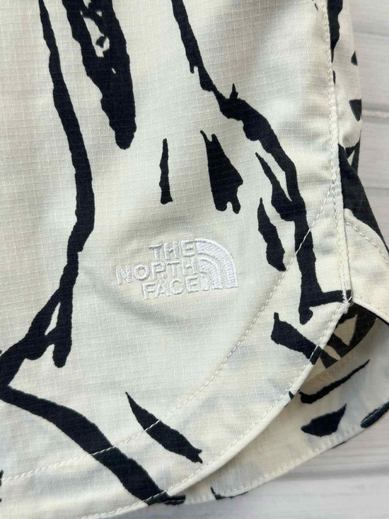 Size XL the north face Shorts