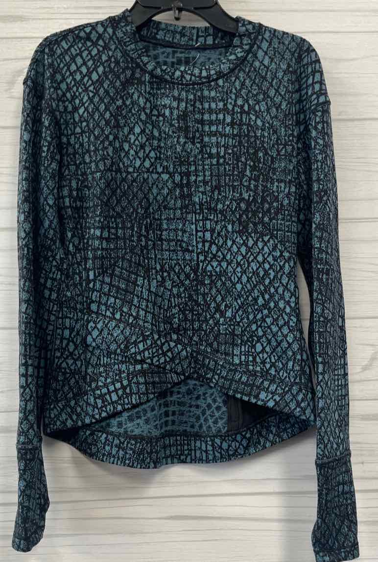 Size XS Lululemon Shirt