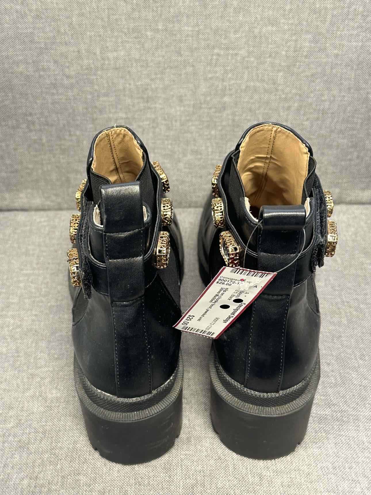 8.5 Steve Madden Boots