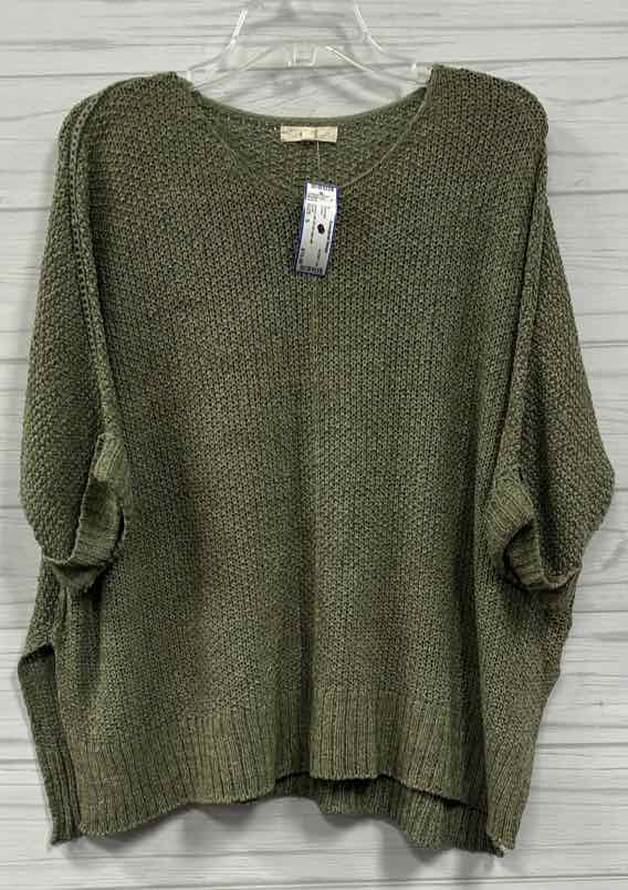 Size S easel Sweater