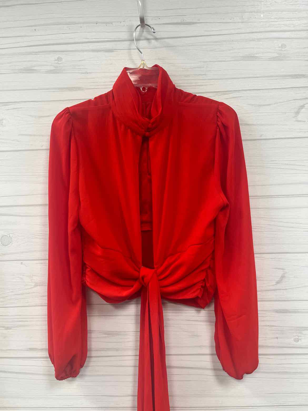 Size M Gabrielle Union Shirt