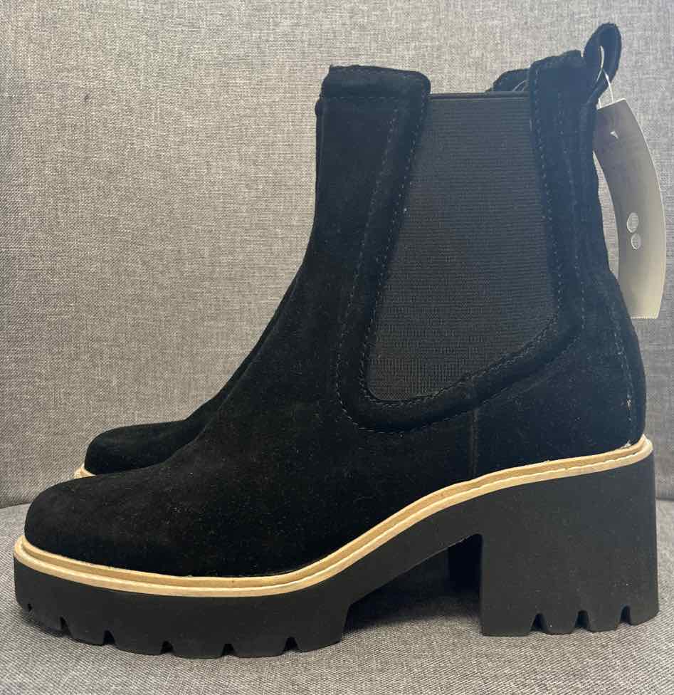 7.5 Dolce Vita Boots