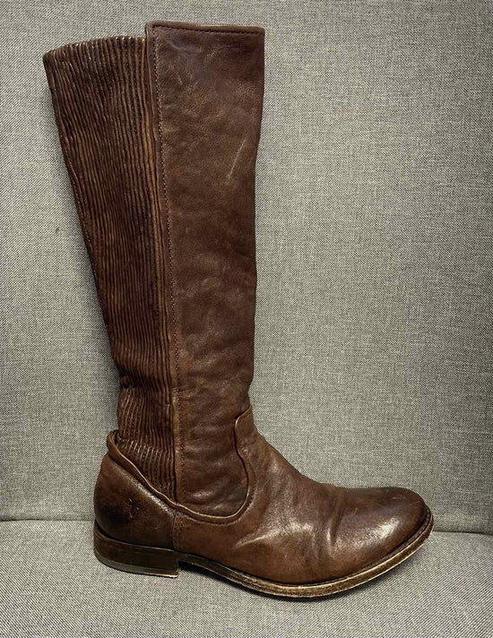 6.5 FRYE Boots