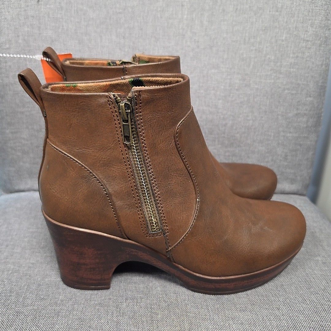 8 boc Boots