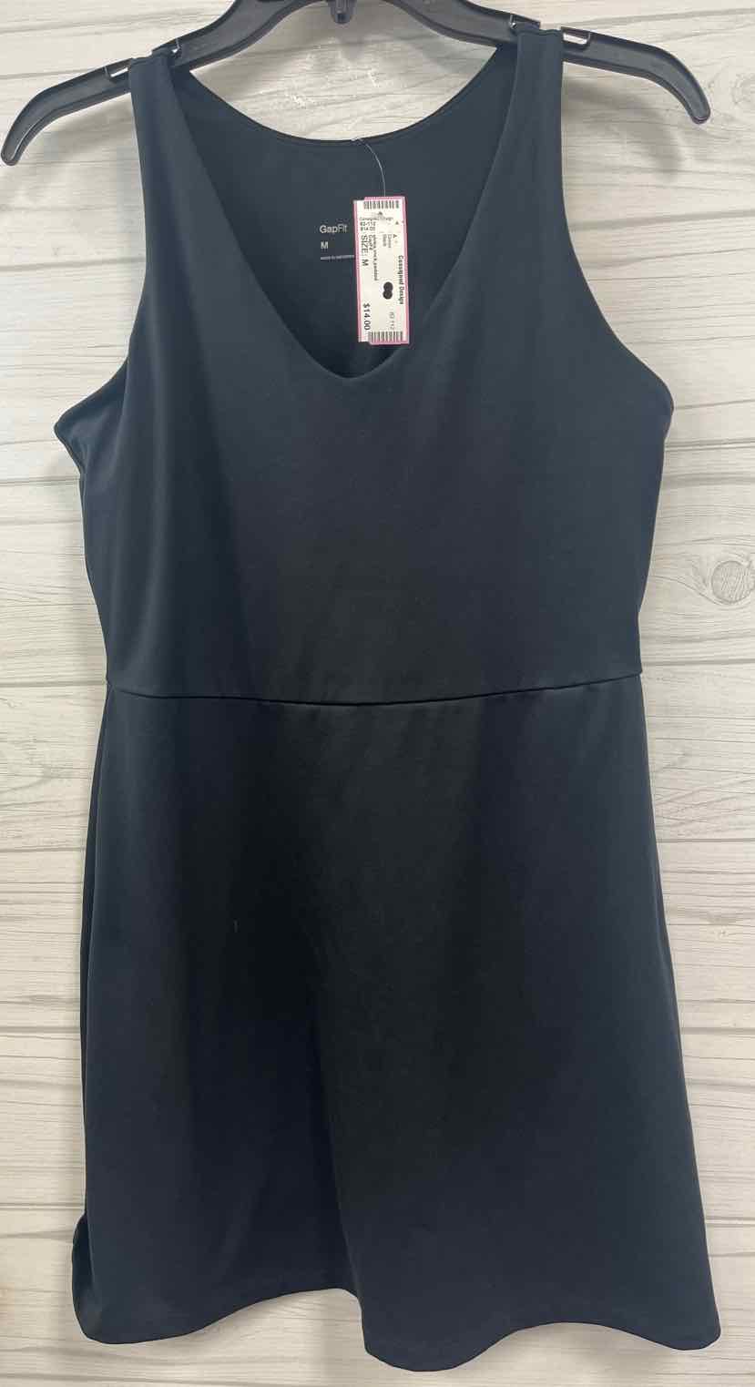 Size M GapFit Dress