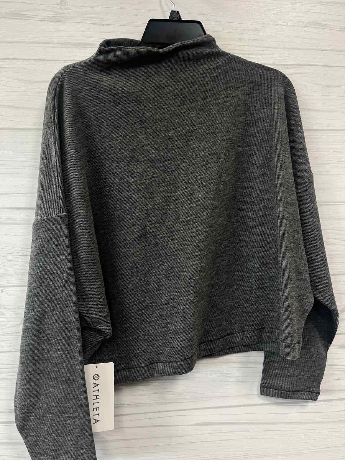 Size M Athleta Shirt