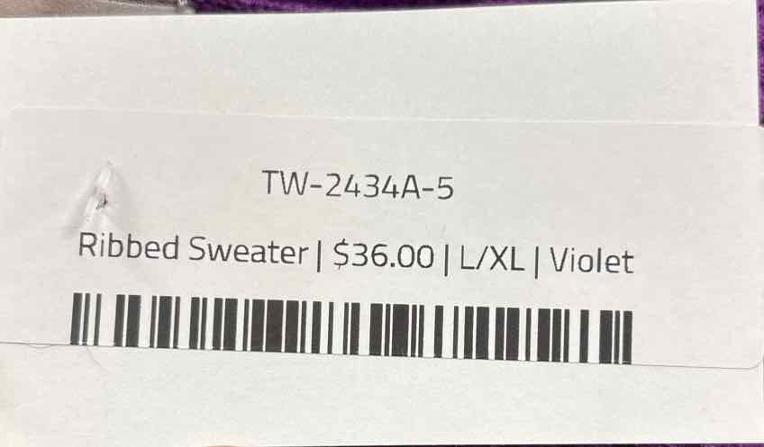 Size L/XL Zenana Sweater