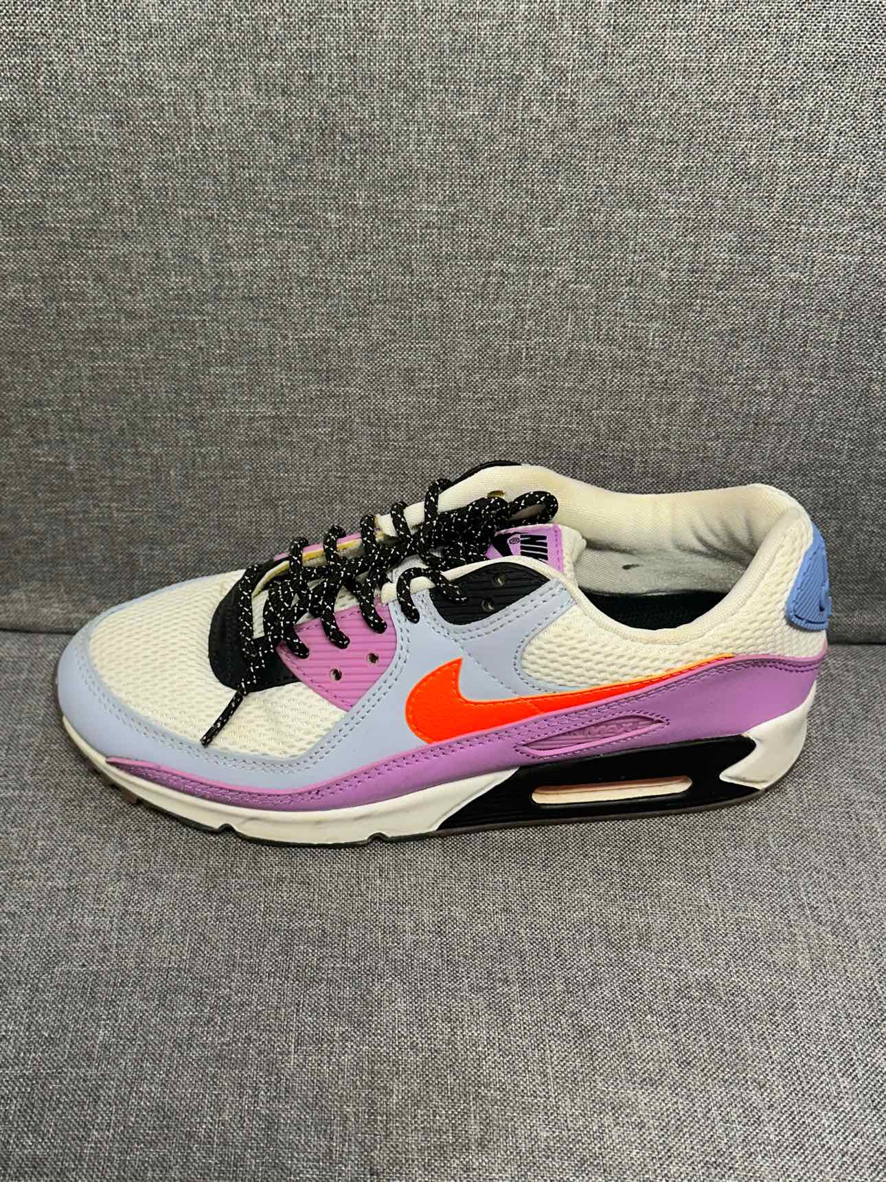 8 Nike Shoes