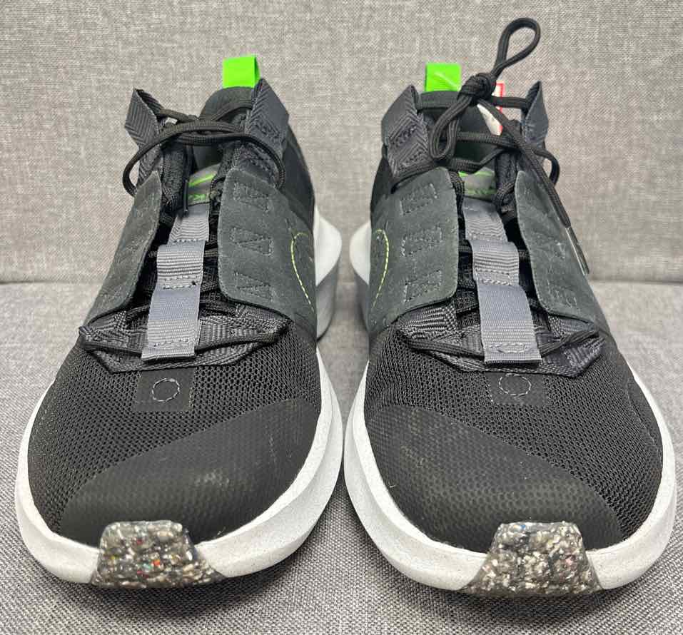 7 Nike Sneakers