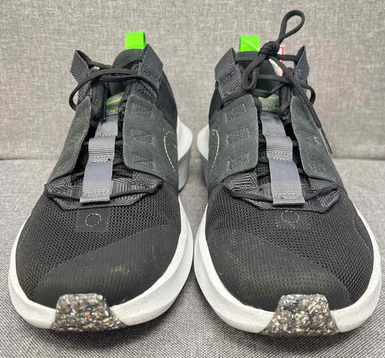 7 Nike Sneakers