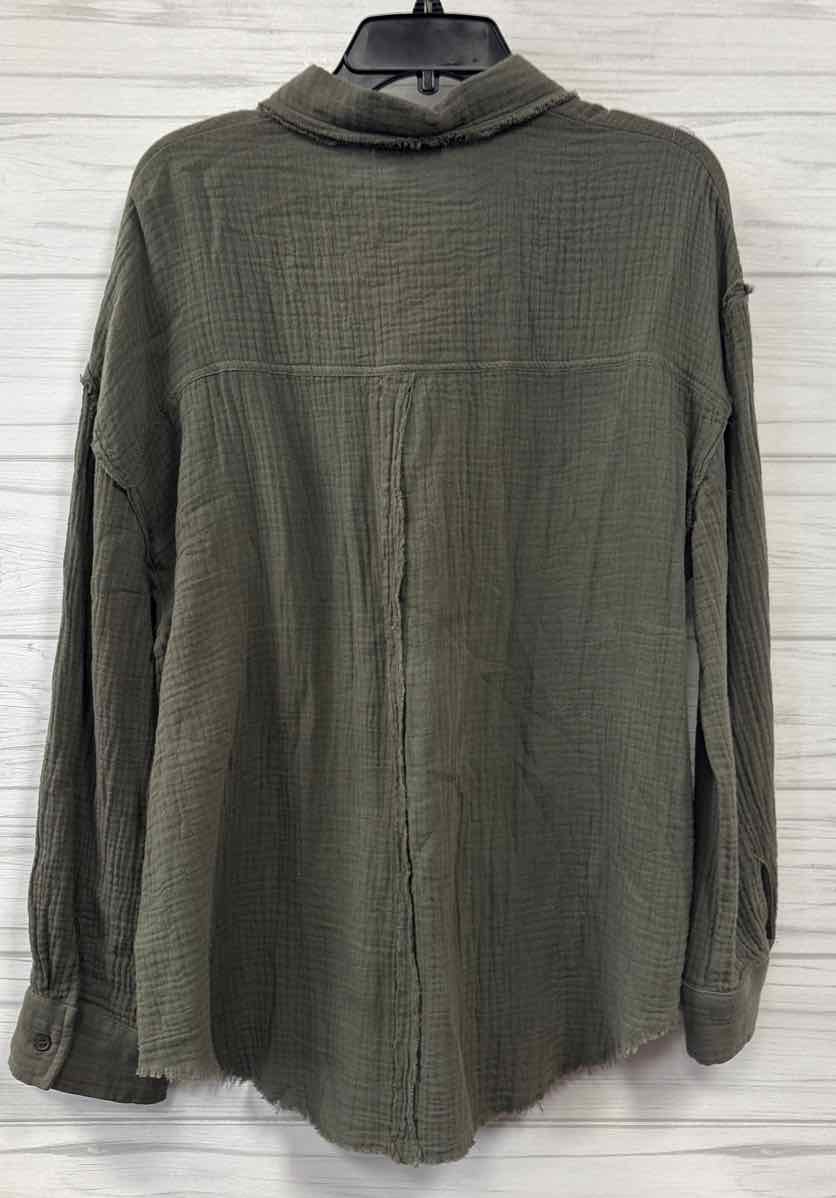 Size S gee gee Shirt