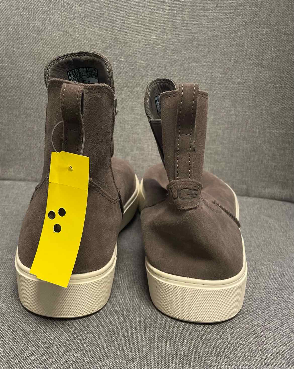 12 Ugg Shoes
