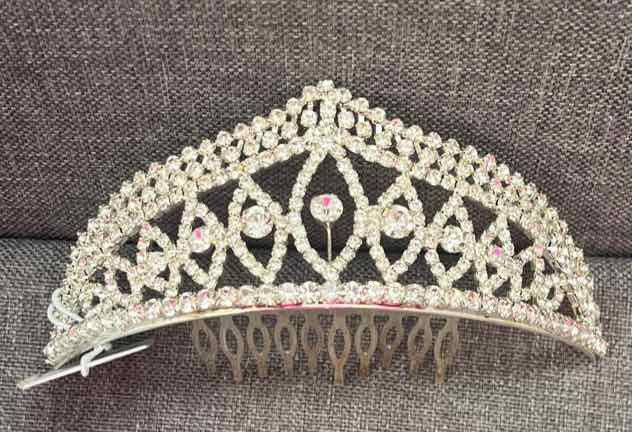 crystal avenue Tiara