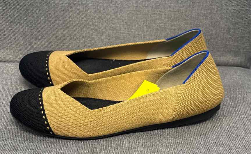 7.5 Rothy's Shoes
