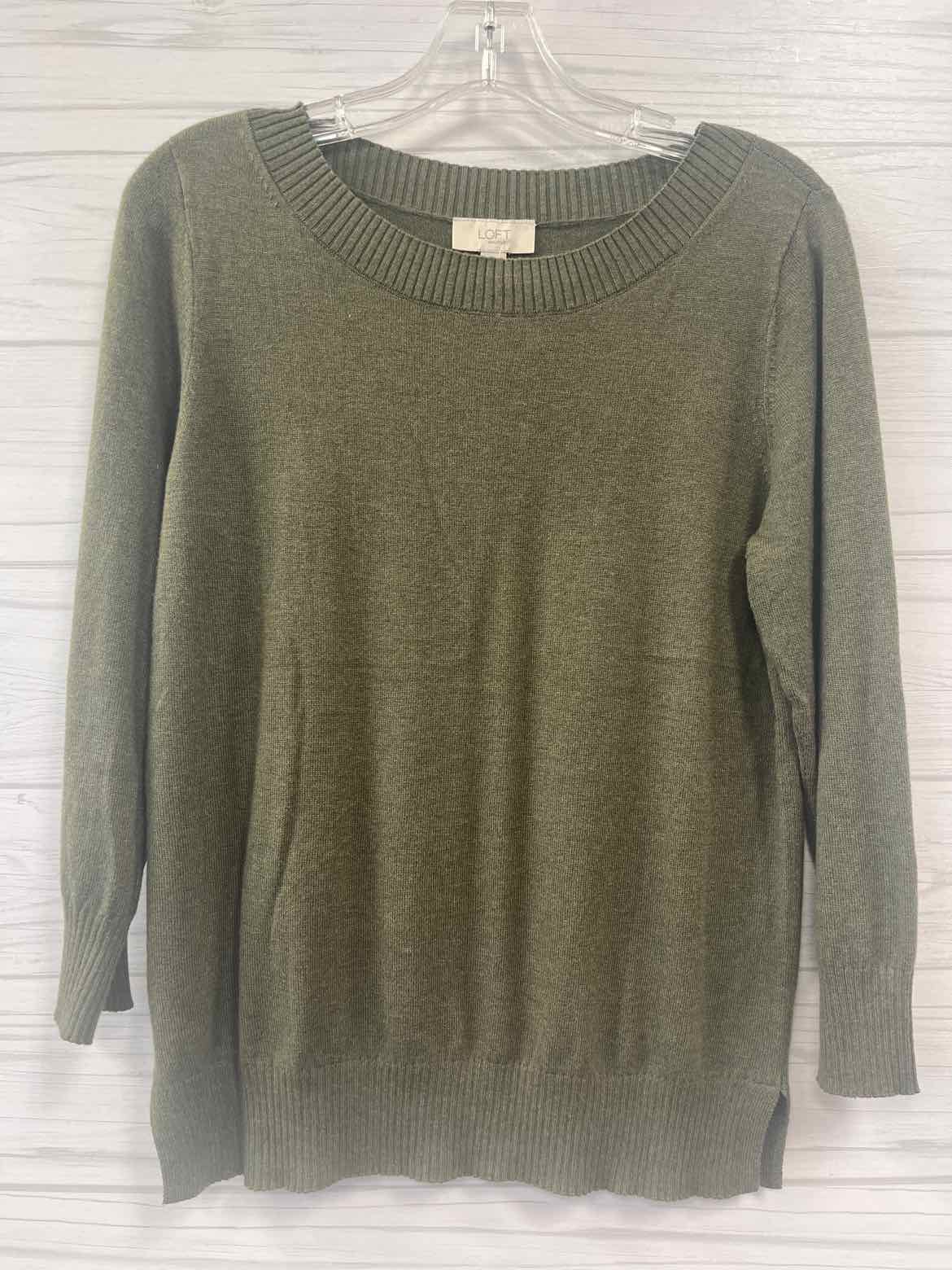 Size M Loft Shirt