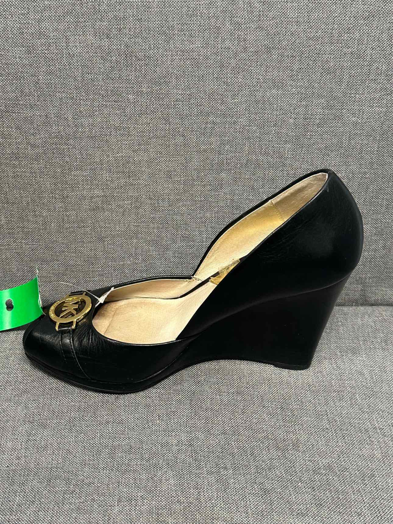 7.5 Micheal Kors Shoes