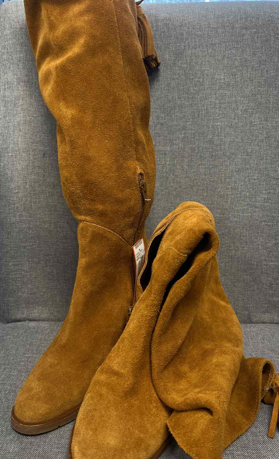 7 Antonio Melani Boots