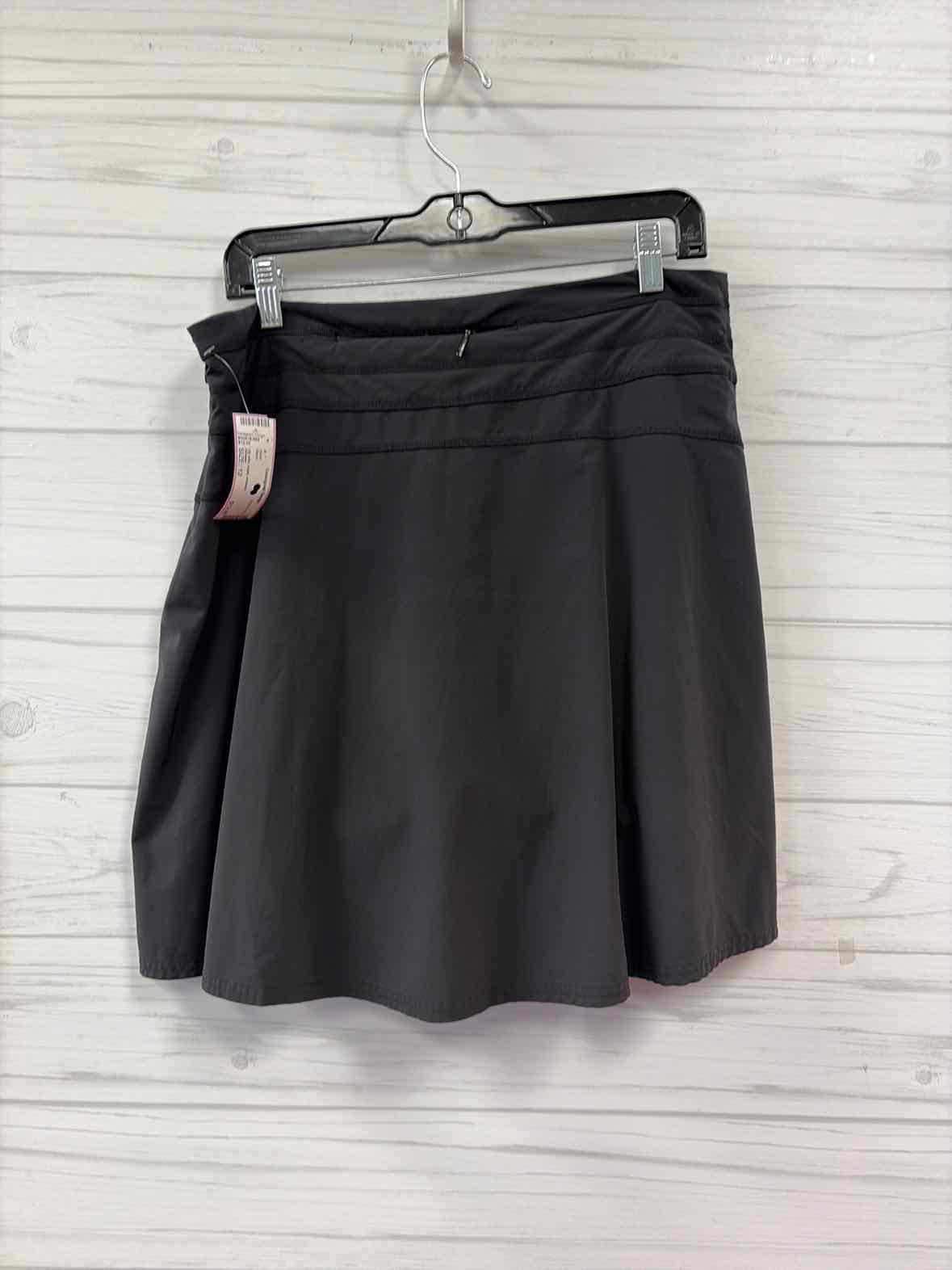 Size 12 Athleta skort