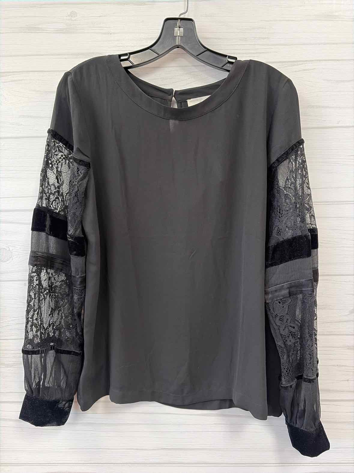 Size M Loft Shirt