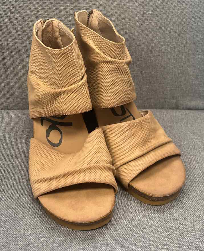 7 OTBT Shoes