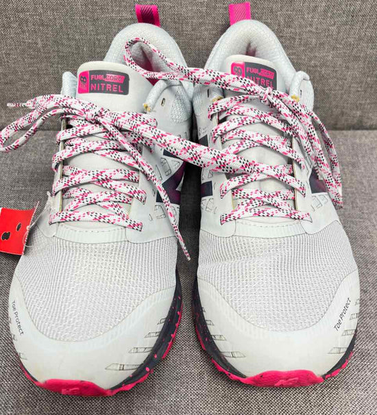 8.5 New Balance Sneakers
