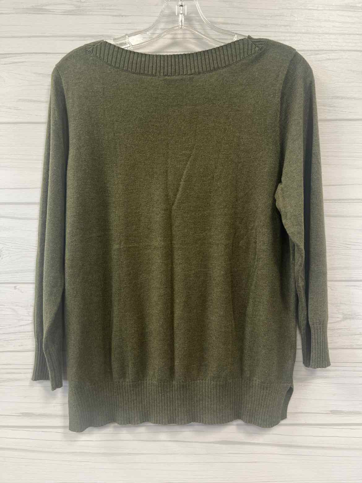 Size M Loft Shirt
