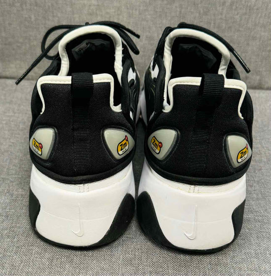 10 Nike Shoes