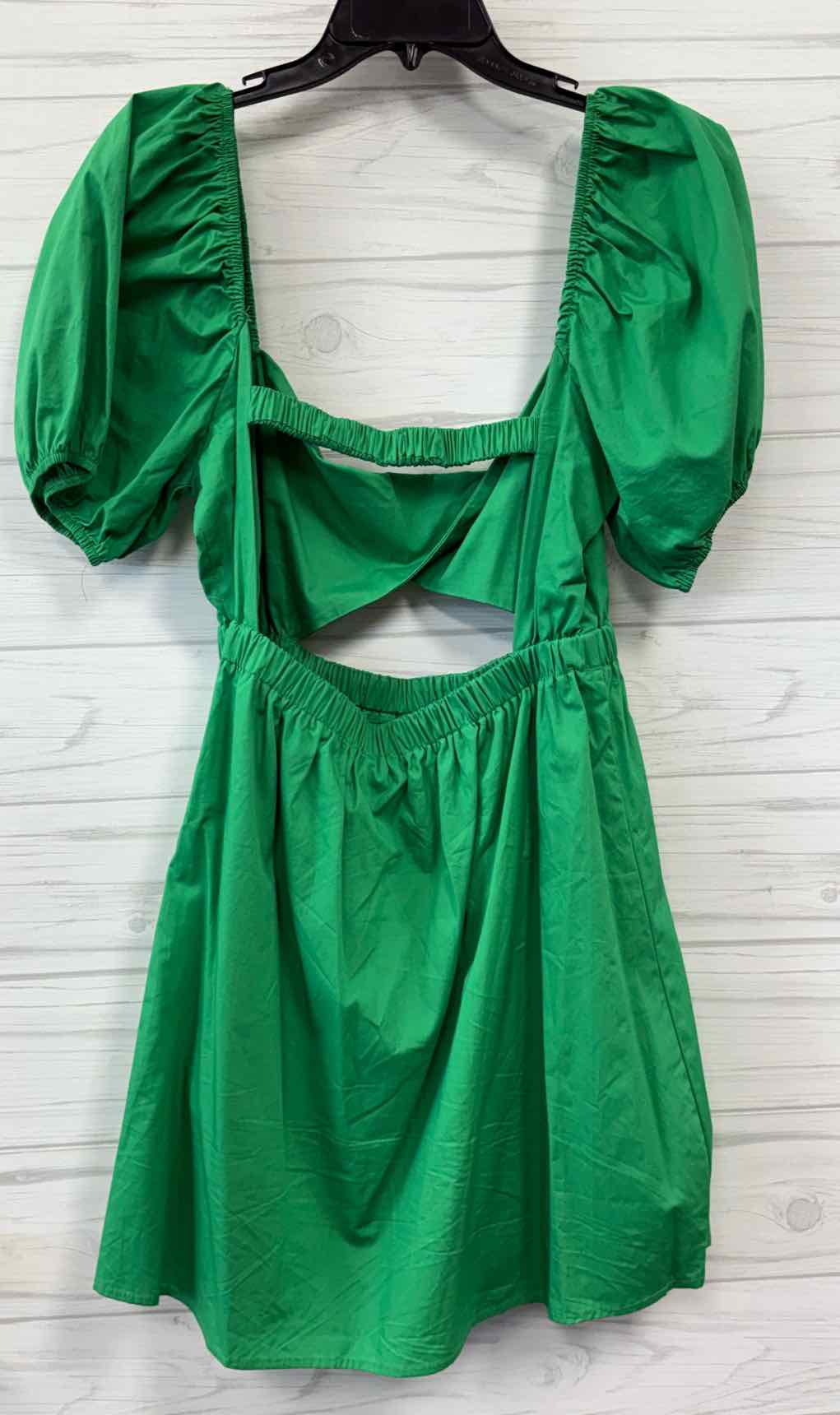 Size L lelis Dress