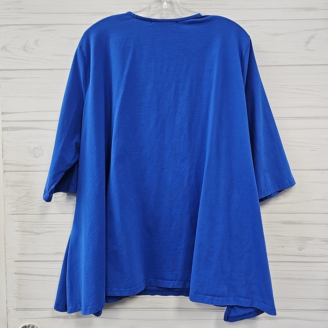 Size 2X Caleooa Shirt