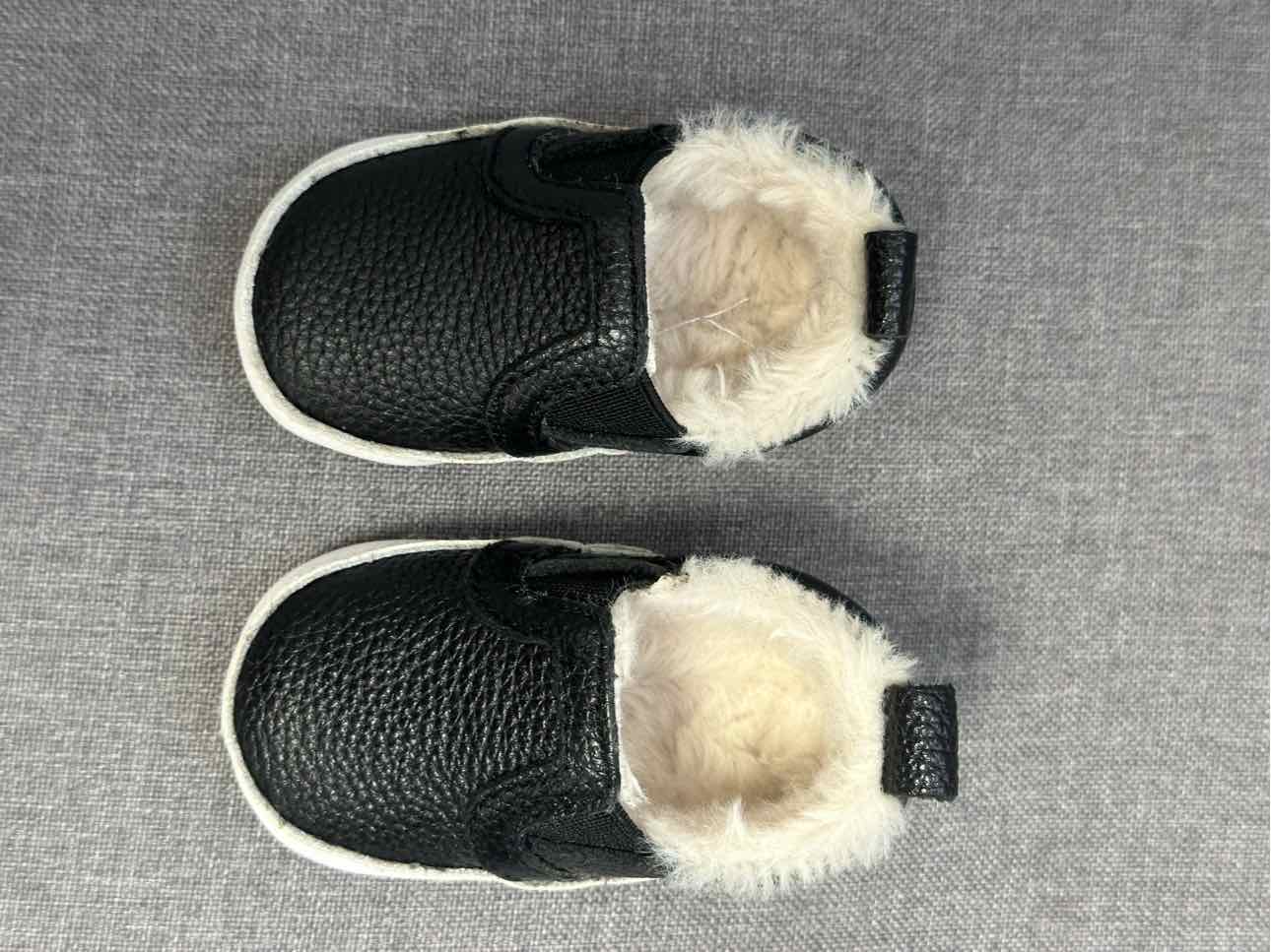 3-6 months Monkey Feet Shoes