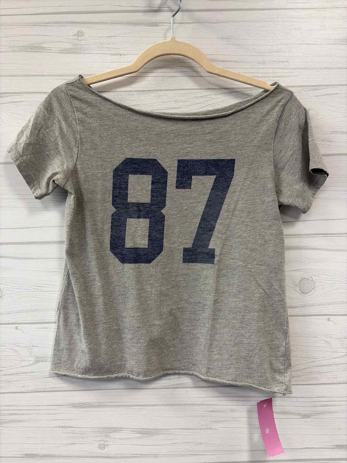 Size XS Aeropostale Shirt