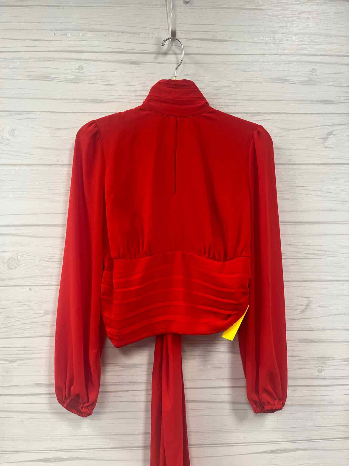 Size M Gabrielle Union Shirt