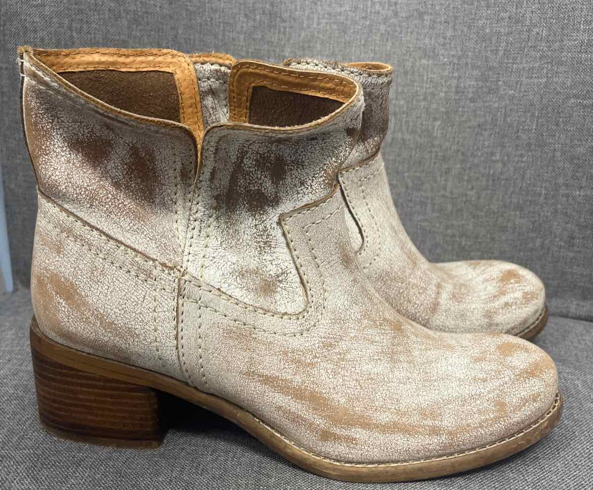 7 Diba True Boots