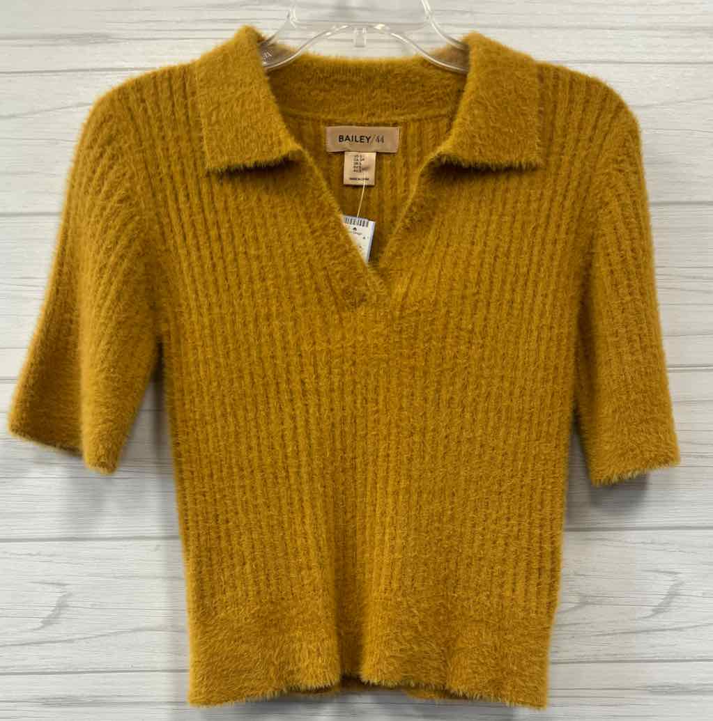 Size S Bailey 44 Blouse