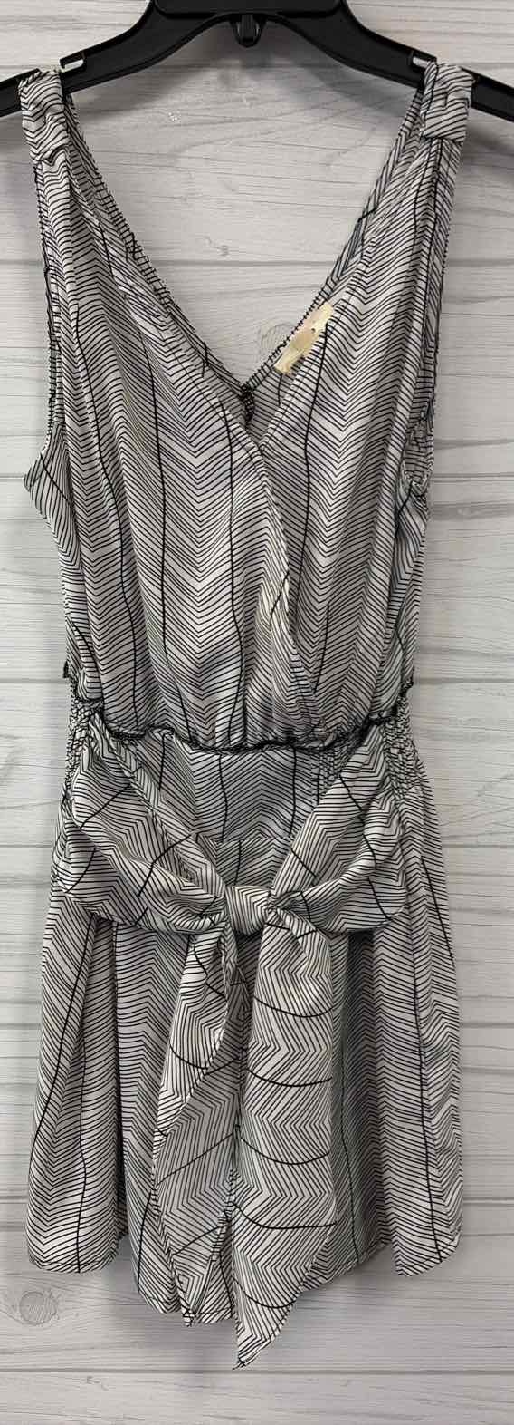 Size S Entro Romper