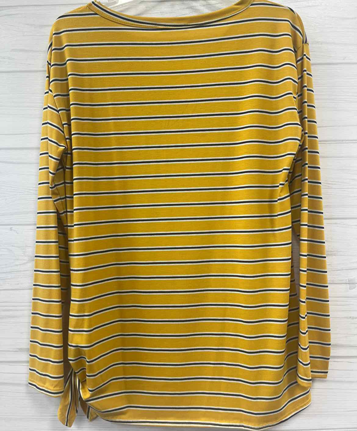 Size S Viamor Shirt