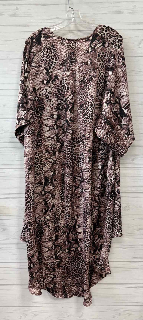 Size L easel Cardigan